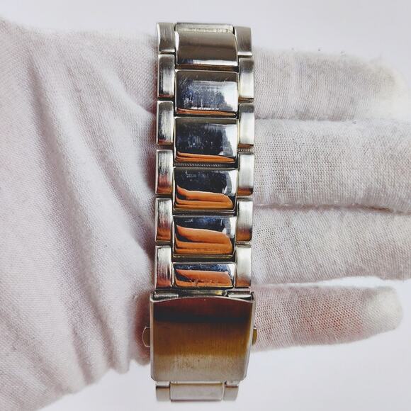 Disney Donald Duck Calendar Date Silver Watch Men's - Picture 3 of 7